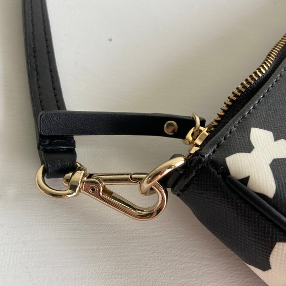 Kate Spade White Bow Print Black Wristlet Purse - Picture 3 of 4